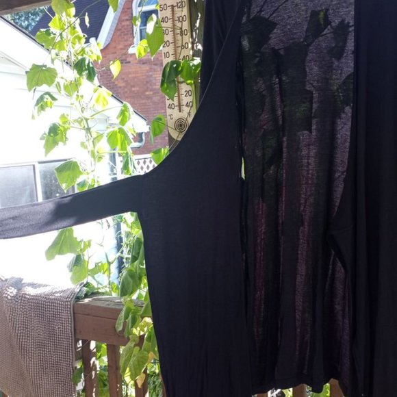 Aritzia Black Stretchy Wrap Dress, Medium - Picture 6 of 7